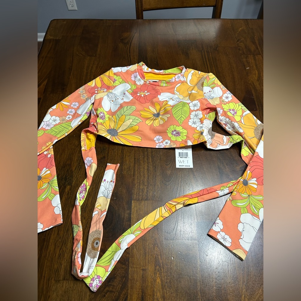 WET L.A. NWT Crop Long Sleeve Swim Surf Top Simone Retro Built In Bra Size Small
